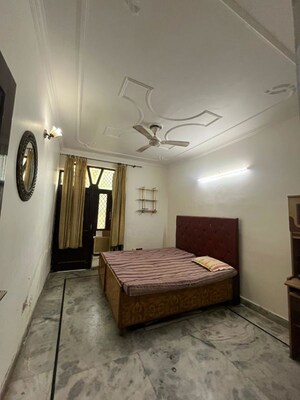 Living Room in 3 BHK Builder Floor at Green Fields Colony – for Rent