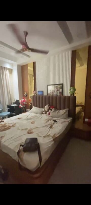 Bedroom in 4 BHK Apartment at Sector 79 – for Sale