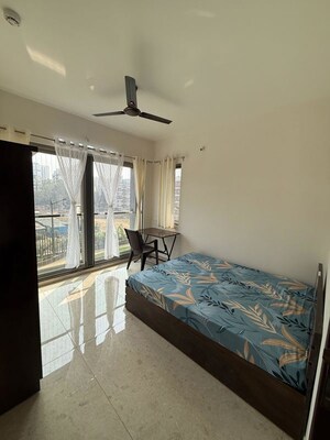 Bedroom in 2 BHK Apartment at Amanora Gold Towers, Hadapsar – for Rent