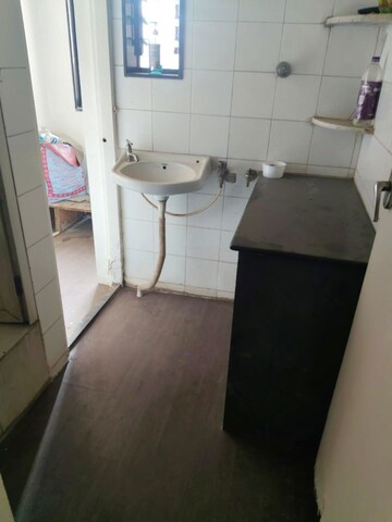 Team Area in 2 BHK Apartment at Amanora Gold Towers, Hadapsar – for Rent