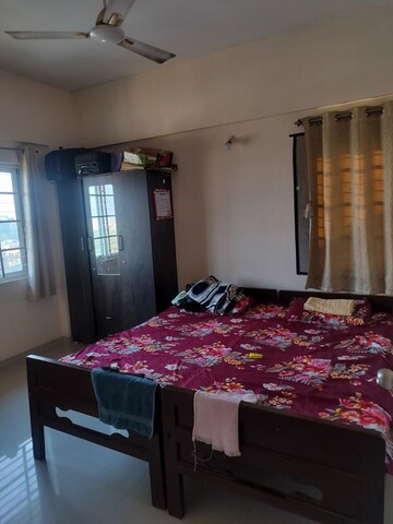 Bedroom in 1 BHK Apartment at Amanora Desire Tower, Magarpatta Road – for Rent