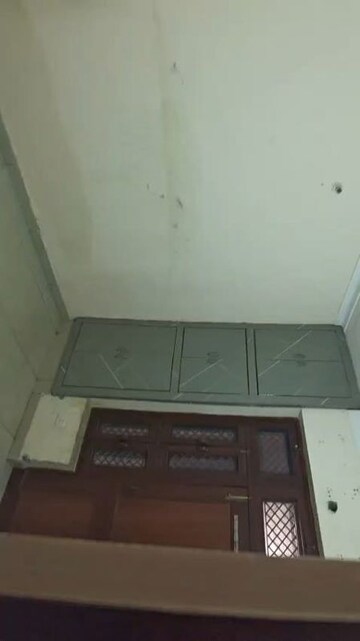 Furnished Amenities in 3.5 BHK Independent House at Sector 7 – for Sale