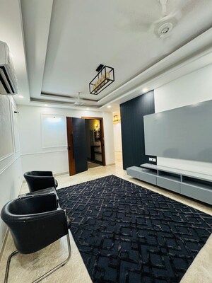 Bedroom in 3 BHK Builder Floor at South City 2 – for Sale