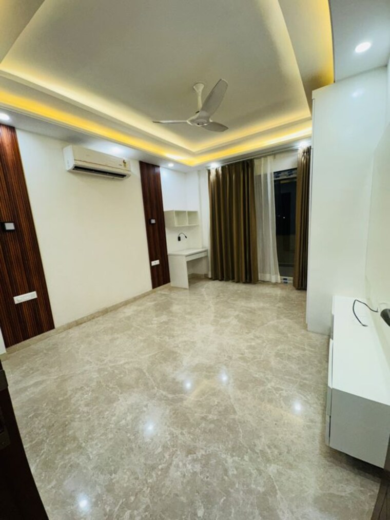 Room, south city 2 3 Bedroom 2384 Sq.Ft. Builder Floor In South City 2 Gurgaon 9961301