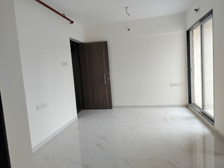 Room, metropolis-bayside 1 Bedroom 500 Sq.Ft. Apartment In Kasarvadavali Thane 9961279