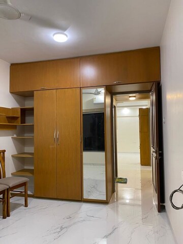 Room in 2 BHK Apartment at Oshiwara – for Rent