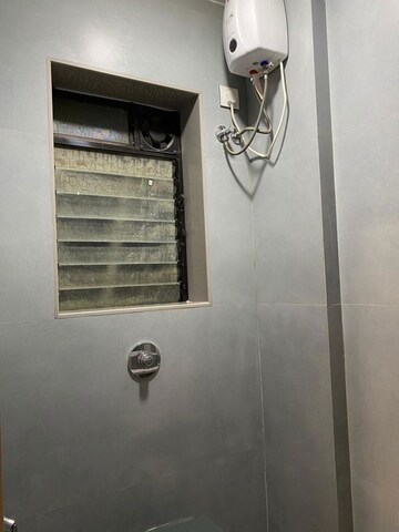 Furnished Amenities in 2 BHK Apartment at Oshiwara – for Rent