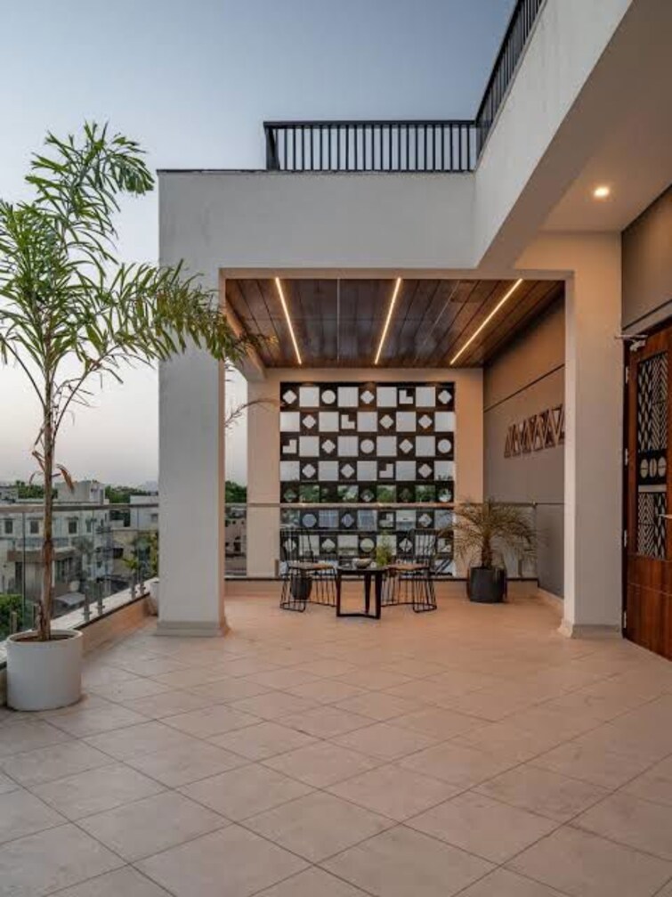 Cover Image, khar west 4 Bedroom 2200 Sq.Ft. Apartment In Khar West Mumbai 9961441