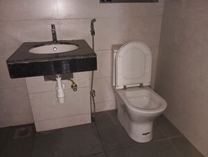 Bathroom in 2 BHK Apartment at Kalpataru Paramount, Kapur Bawdi – for Rent