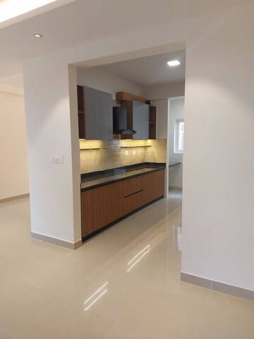 Room in 3 BHK Apartment at Mantri Webcity, Hennur – for Rent