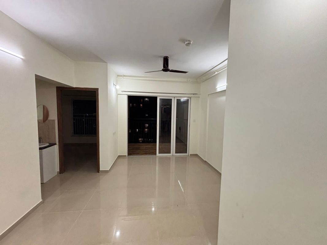 1 BHK Apartment For Rent in Kolte Patil Life Republic Aros