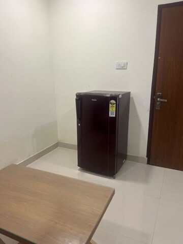 Room in 1 BHK Apartment at Vip Road – for Rent