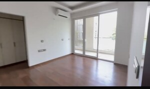 Room in 4 BHK Builder Floor at Dlf Cyber City – for Rent