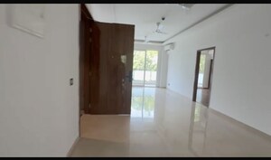 Room in 4 BHK Builder Floor at Dlf Cyber City – for Rent