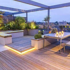 4 BHK + Servant Room Apartment For Sale in Bandra West