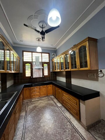 Kitchen in 3 BHK Builder Floor at Sector 45 – for Rent