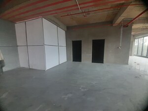  Office Space – Entrance View at Ring Road - for Rent