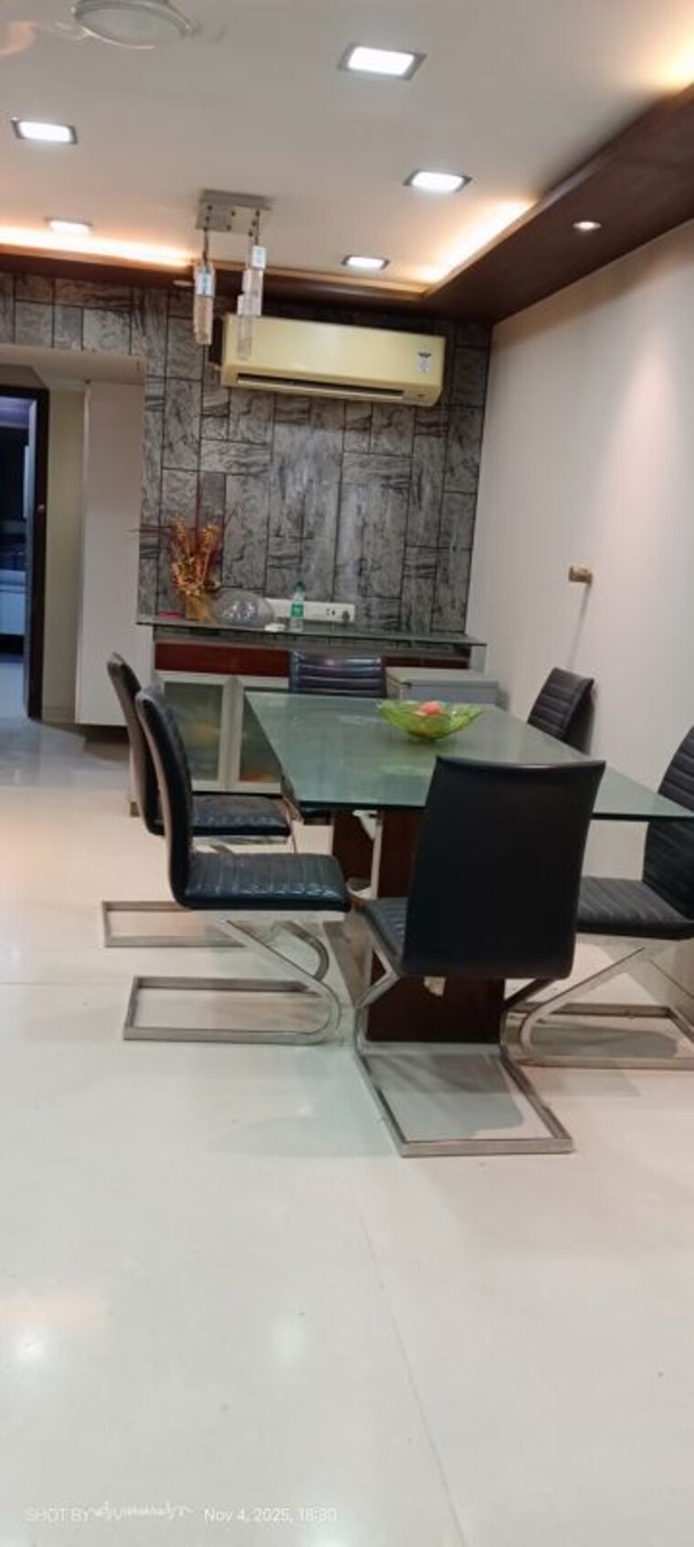 Master Bedroom, je-and-vee-madhuban 2 Bedroom 707 Sq.Ft. Apartment In Malad East Mumbai 9961657
