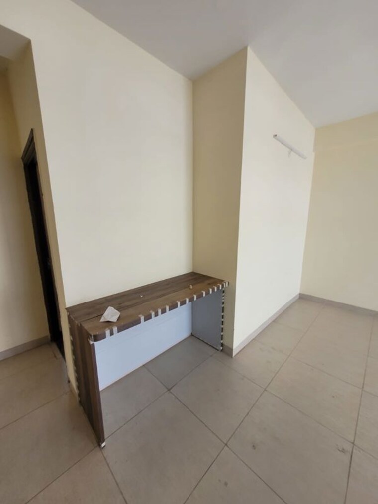 Room, wave-prime-floors 3.5 Bedroom 287 Sq.Yd. Builder Floor In Wave City Ghaziabad 9961673