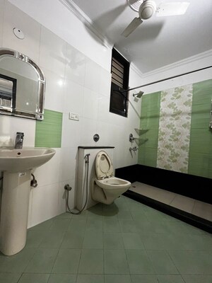 Kitchen in 3 BHK Builder Floor at Sector 46 – for Rent