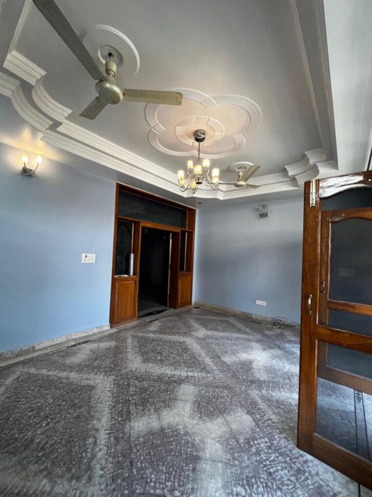 Bedroom, sector 46 3 Bedroom 3000 Sq.Ft. Builder Floor In Sector 46 Gurgaon 9961674