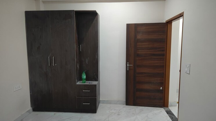 Room, sector 23a 1 Bedroom 520 Sq.Ft. Builder Floor In Sector 23a Gurgaon 9961676