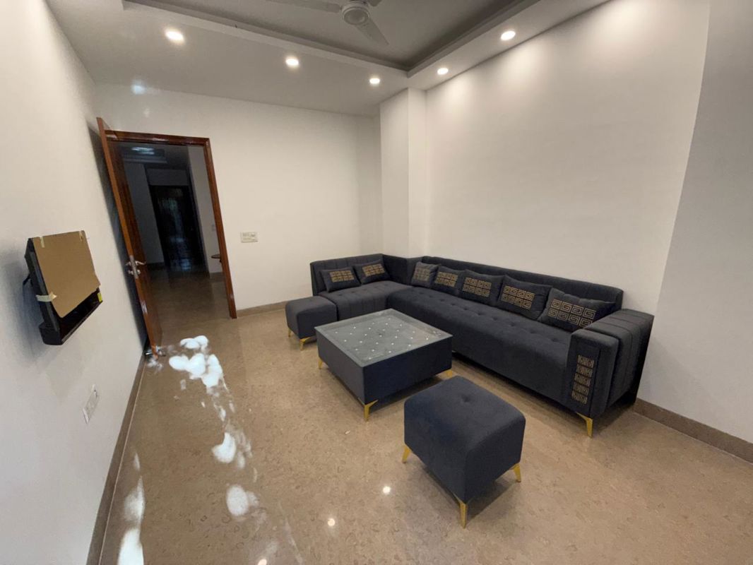 4 BHK Builder Floor For Rent in Saket