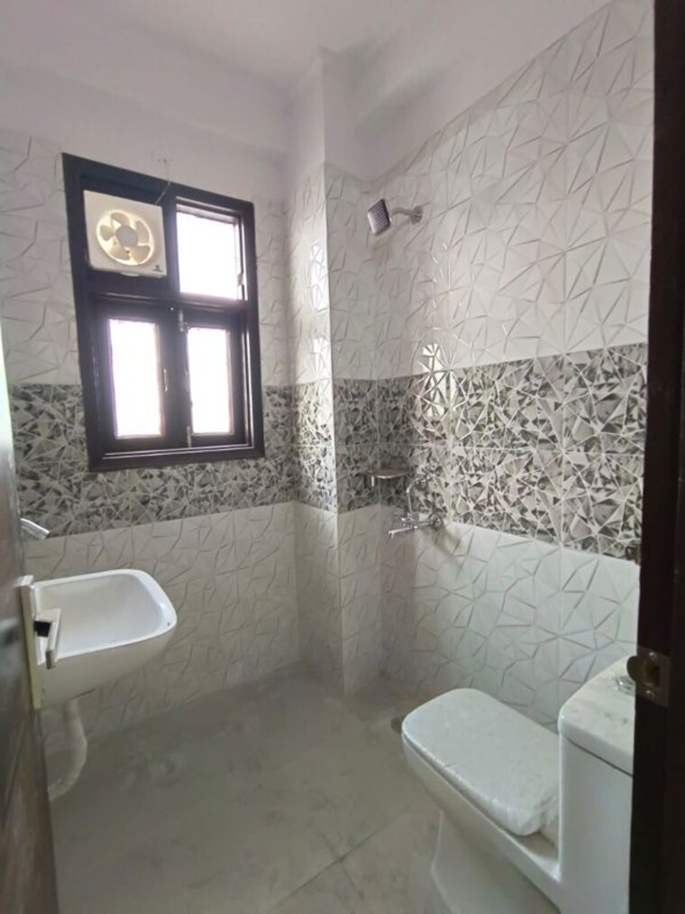 Bathroom, saket 1 Bedroom 550 Sq.Ft. Builder Floor In Saket Delhi 9961704