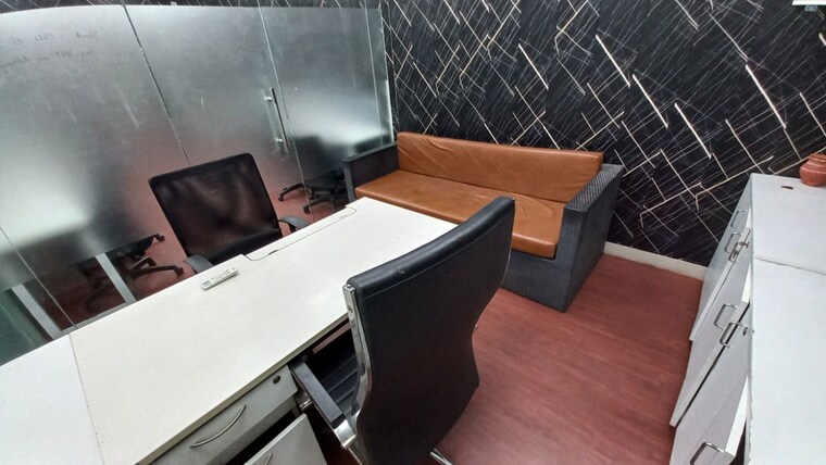 Team Area, sector 4 Commercial Office Space in IT/SEZ 700 Sq.Ft. In Sector 4 Noida 9961723