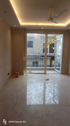 Room in 4 BHK Builder Floor at Greater Kailash I – for Rent