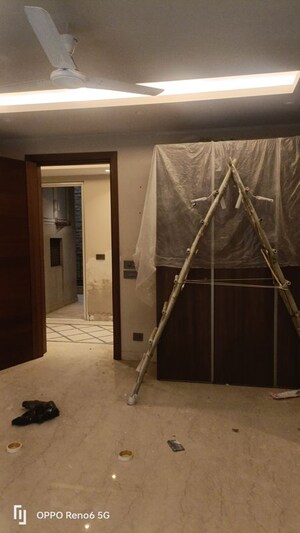 Building Lobby in 4 BHK Builder Floor at Greater Kailash I – for Rent