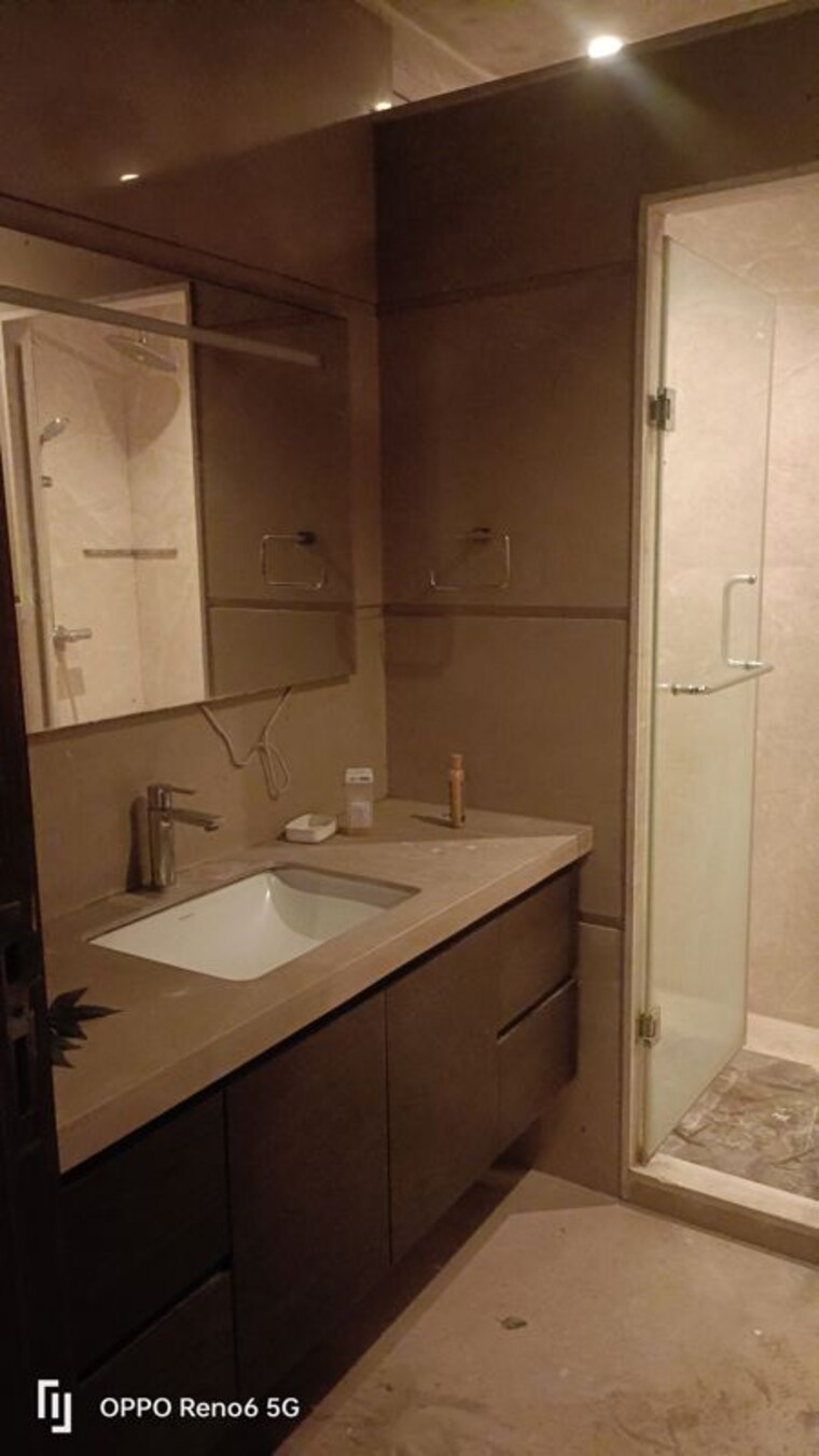 Master Bedroom, greater kailash i 4 Bedroom 500 Sq.Yd. Builder Floor In Greater Kailash I Delhi 9961860
