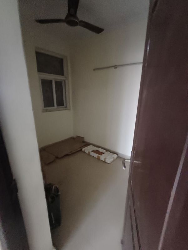 2.5 BHK + Study Room Apartment For Sale in Nimbus The Hyde park