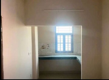 2 BHK Apartment For Rent in Hazratganj