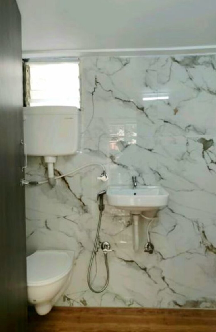 Bathroom, builtron-ambaji-apartment 3 Bedroom 1050 Sq.Ft. Apartment In Mulund West Mumbai 9961991