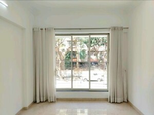 Room in 3 BHK Apartment at Builtron Ambaji Apartment, Mulund West – for Rent