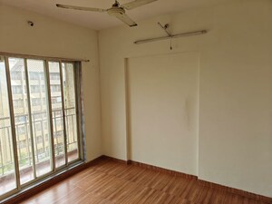 2 BHK Apartment For Rent in Jivraj Park