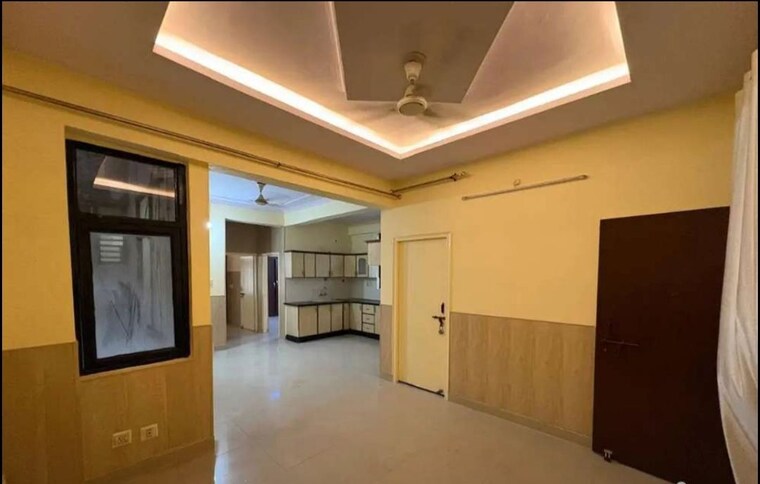 Room, butler colony 3 Bedroom 1150 Sq.Ft. Apartment In Butler Colony Lucknow 9962149