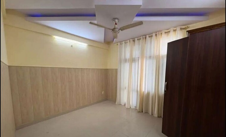 Bedroom, butler colony 3 Bedroom 1150 Sq.Ft. Apartment In Butler Colony Lucknow 9962149
