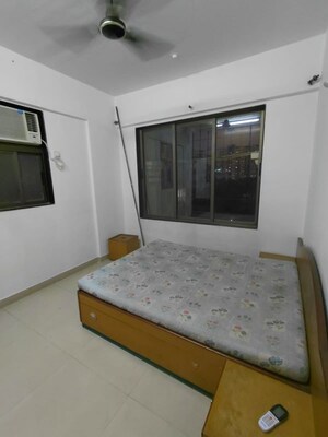 Room in 2 BHK Apartment at Lake Home, Powai – for Rent