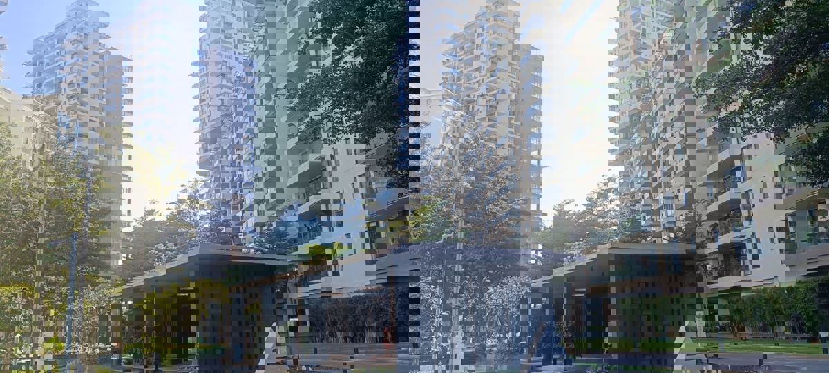 4 BHK + Servant Room 4618 Sq.Ft. Apartment in Embassy Lake Terrace