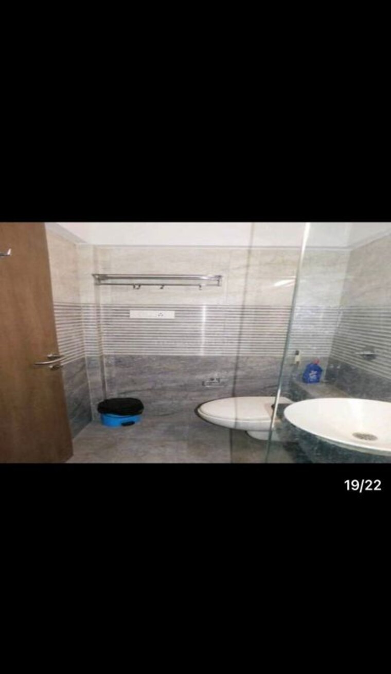 Bathroom, sethia-grandeur 2 Bedroom 670 Sq.Ft. Apartment In Bandra East Mumbai 9962168