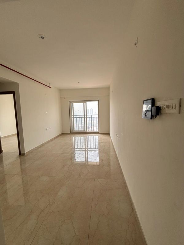 2 BHK +Apartment For Rent in Shapoorji Pallonji BKC 28