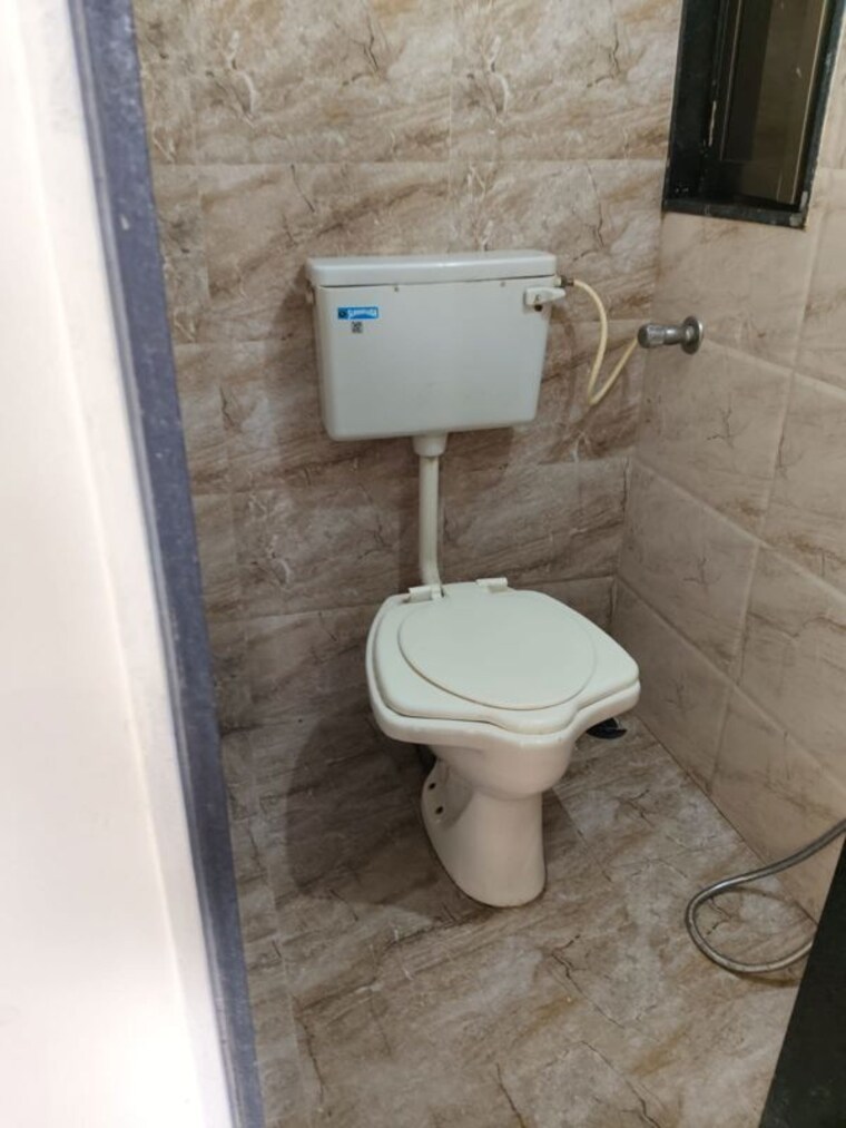 Bathroom, neha-galaxy 1 Bedroom 650 Sq.Ft. Apartment In Prabhadevi Mumbai 9962322