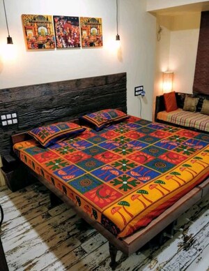 Bedroom in 2 BHK Apartment at Andheri West – for Rent