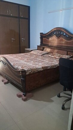 3 BHK + Pooja Room Apartment For Rent in Nimbus Express Park View