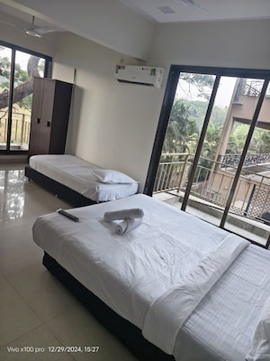 1 BHK Apartment For Rent in Velocity Hill Spring, Ghodbunder Road