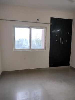 Room in 3 BHK Apartment at JM Aroma, Sector 75 – for Rent