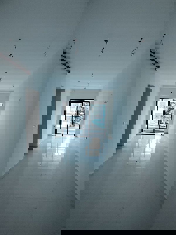 2 BHK 1050 Sq.Ft. Apartment in Khar Laxmi Nivas