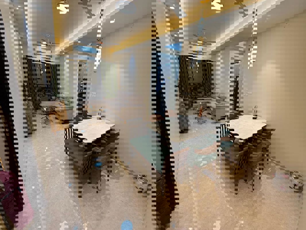 2 BHK 720 Sq.Ft. Apartment in Shapoorji Pallonji BKC 28